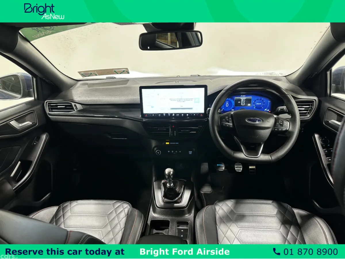 Ford Focus Hatchback, Petrol Hybrid, 2023, Blue