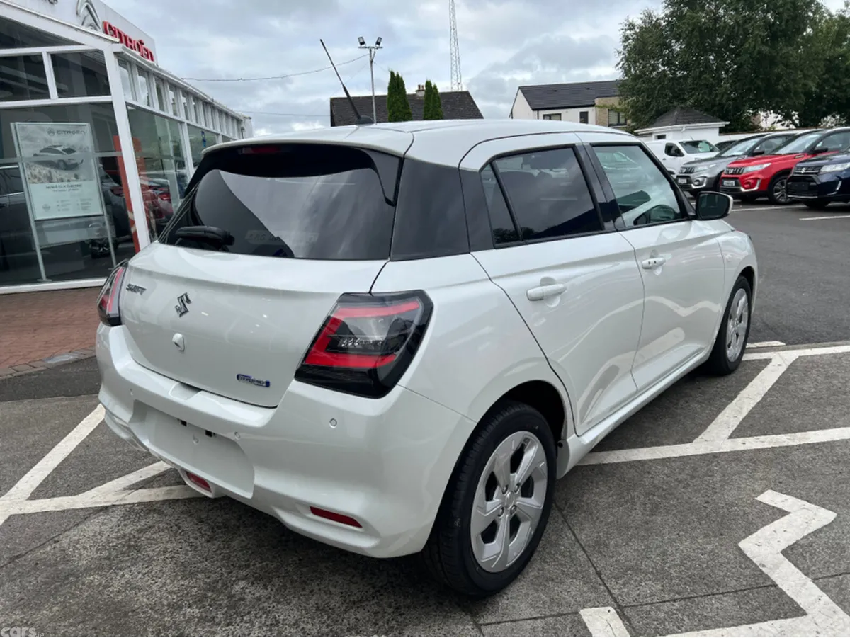 Suzuki Swift Hatchback, Petrol Hybrid, 2026, White