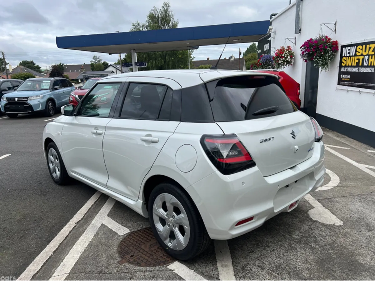 Suzuki Swift Hatchback, Petrol Hybrid, 2026, White
