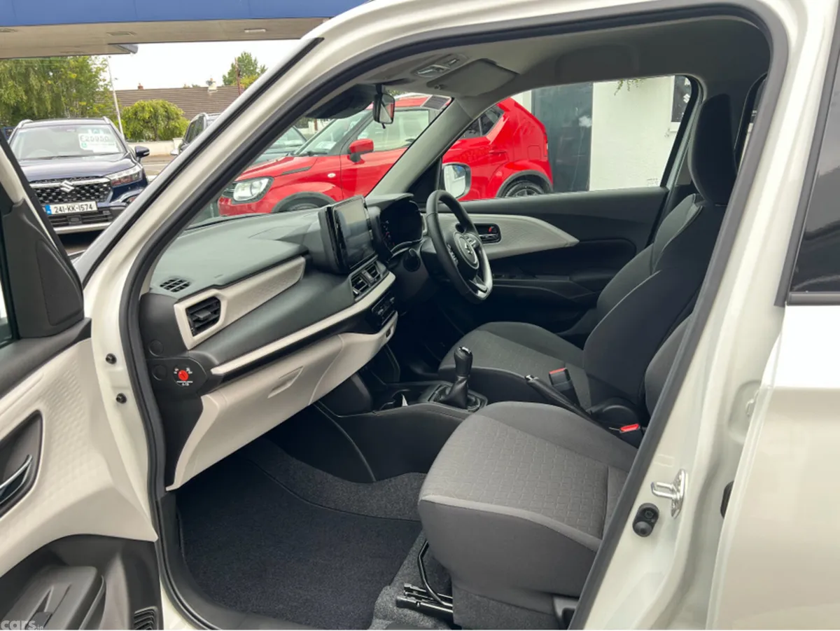 Suzuki Swift Hatchback, Petrol Hybrid, 2026, White
