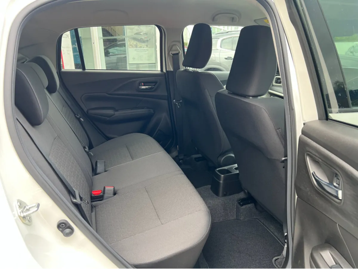 Suzuki Swift Hatchback, Petrol Hybrid, 2026, White
