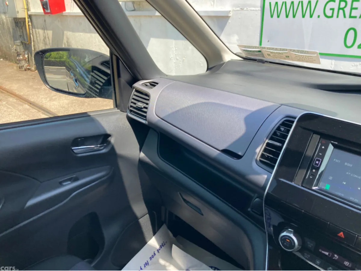 Nissan Serena Hatchback, Petrol Hybrid, 2020, Grey