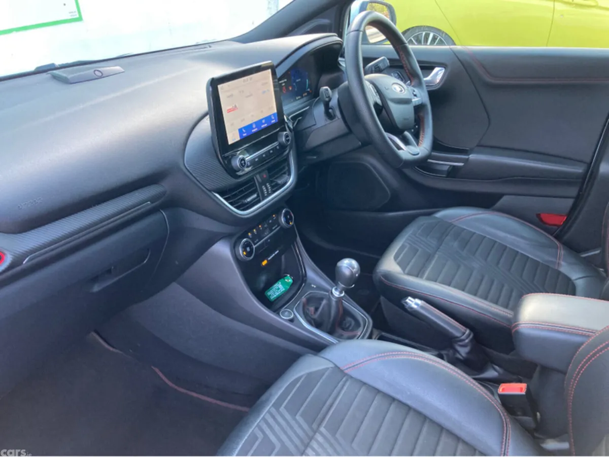 Ford Puma Hatchback, Petrol, 2021, White