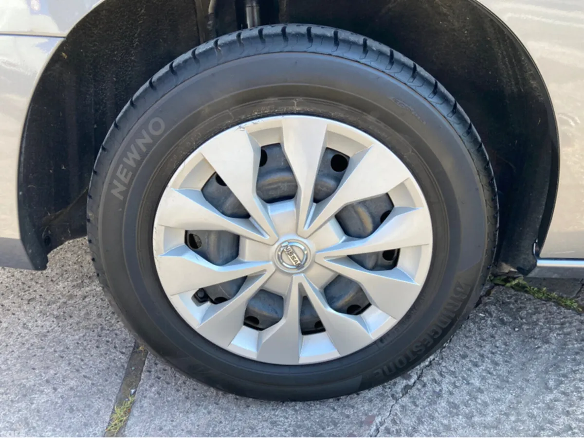 Nissan Serena Hatchback, Petrol Hybrid, 2020, Grey