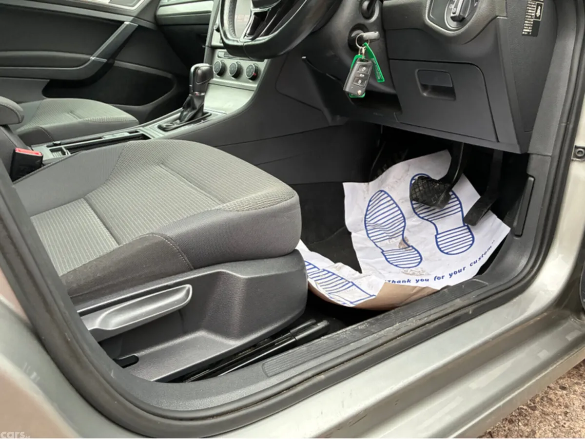 Volkswagen Golf Estate, Petrol, 2014, Grey