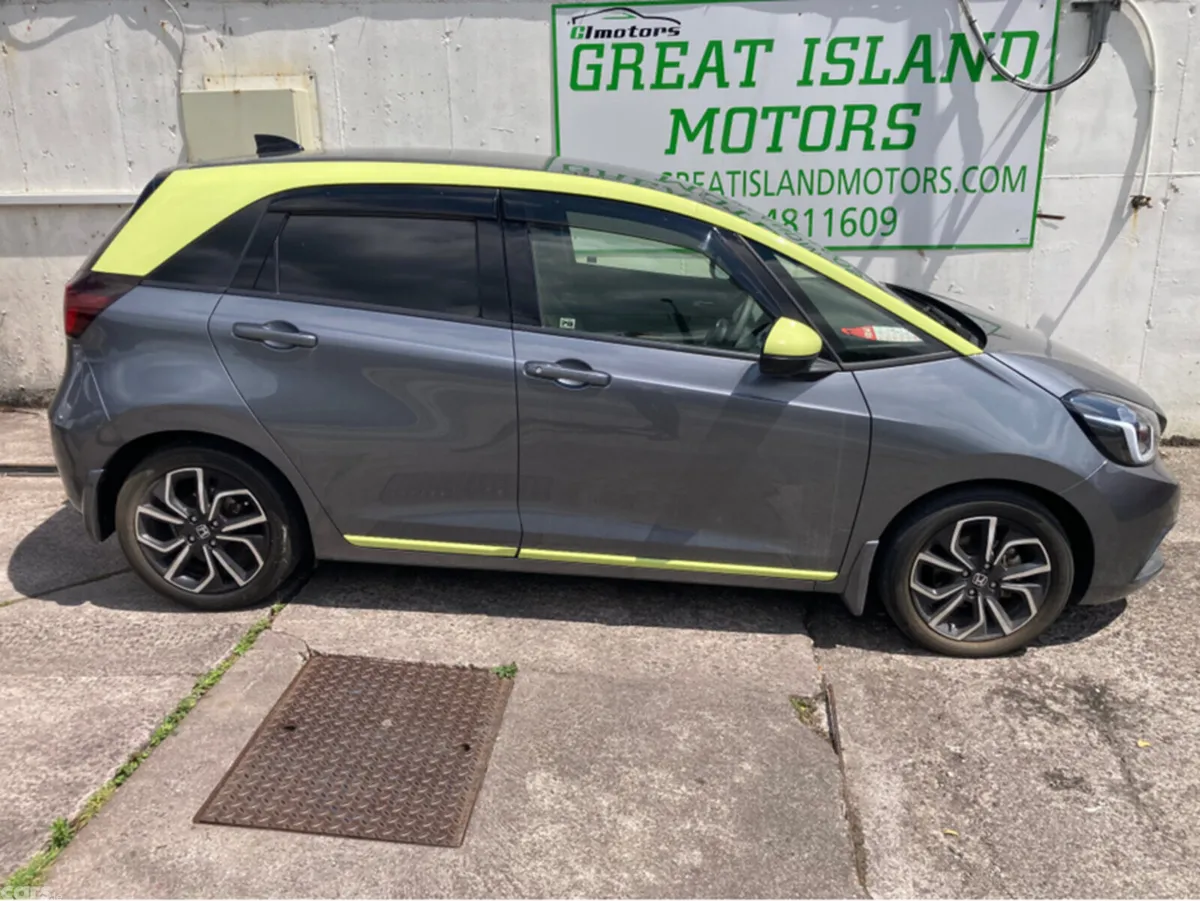 Honda Fit Hatchback, Petrol Hybrid, 2020, Grey
