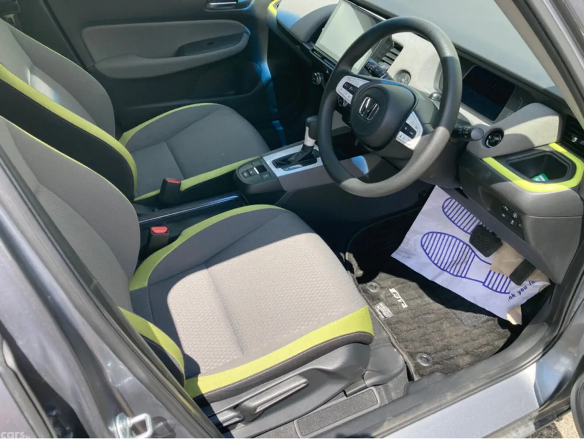 Honda Fit Hatchback, Petrol Hybrid, 2020, Grey