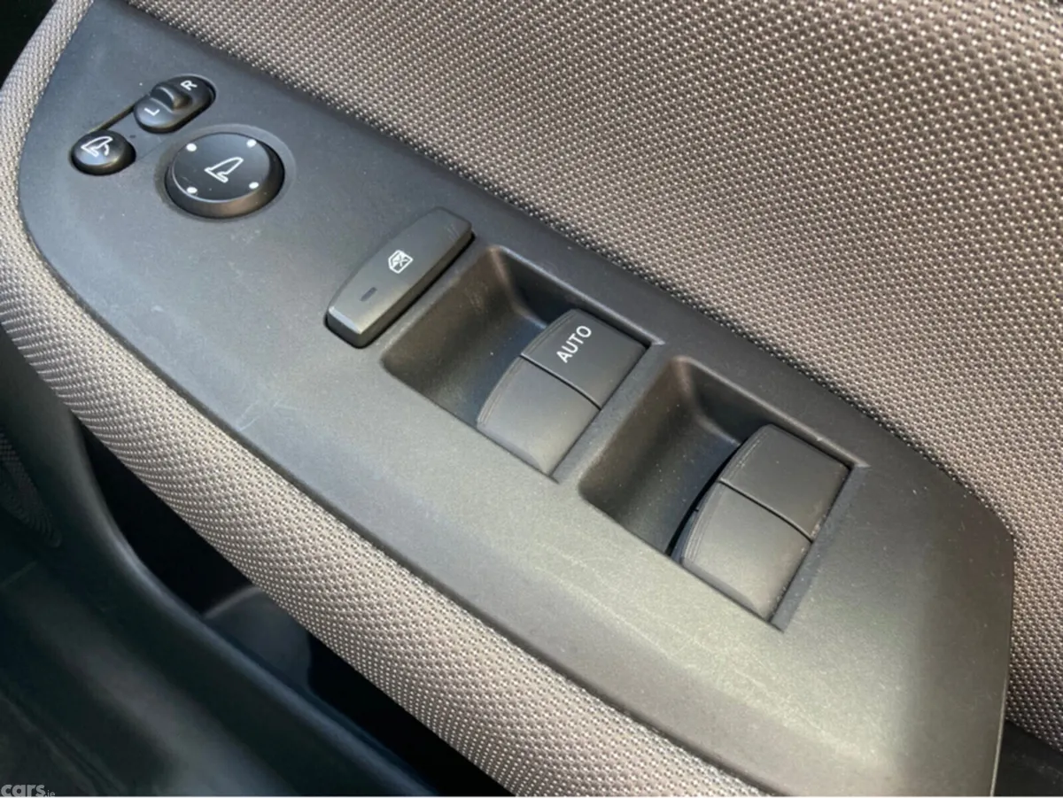 Honda Fit Hatchback, Petrol Hybrid, 2020, Grey