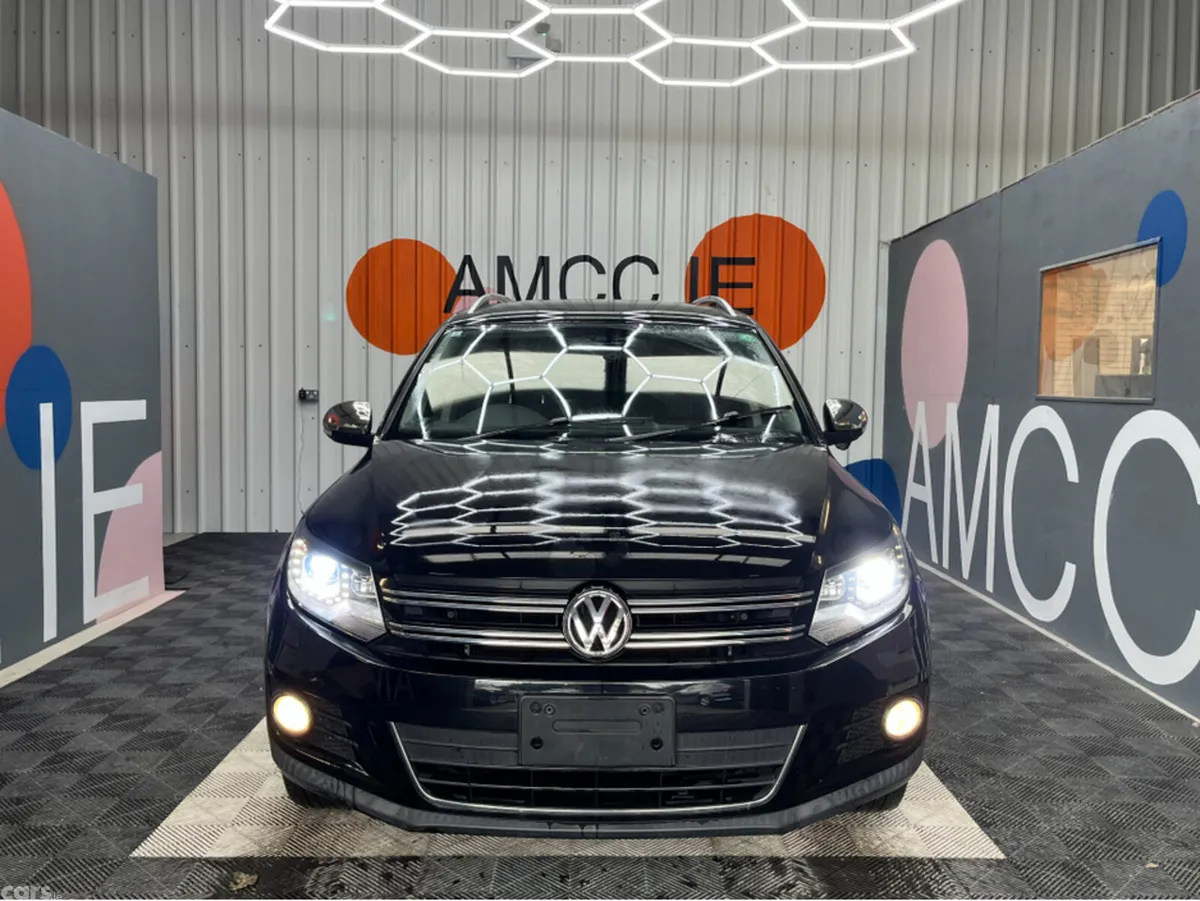 Volkswagen Tiguan SUV, Petrol, 2015, Black