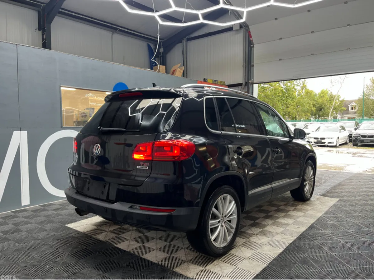 Volkswagen Tiguan SUV, Petrol, 2015, Black