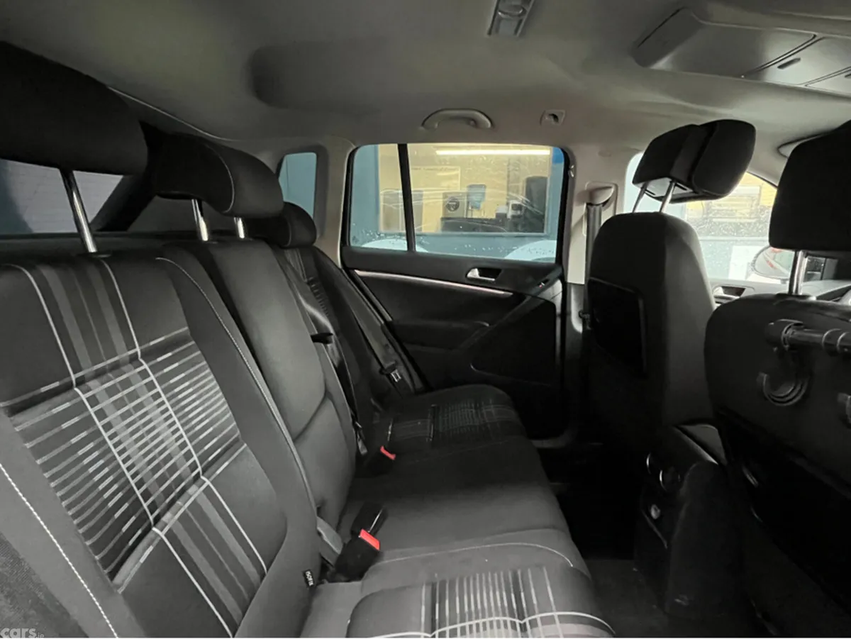 Volkswagen Tiguan SUV, Petrol, 2015, Black