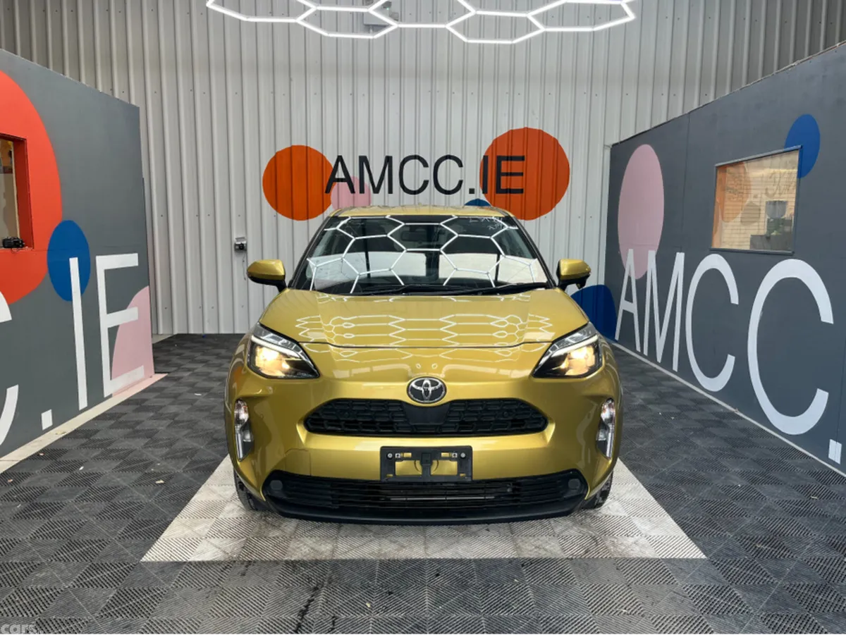 Toyota Yaris Cross SUV, Petrol, 2021, Gold