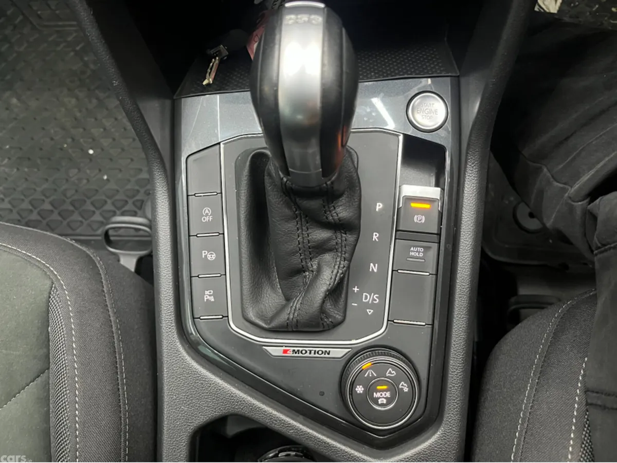 Volkswagen Tiguan SUV, Diesel, 2020, Blue