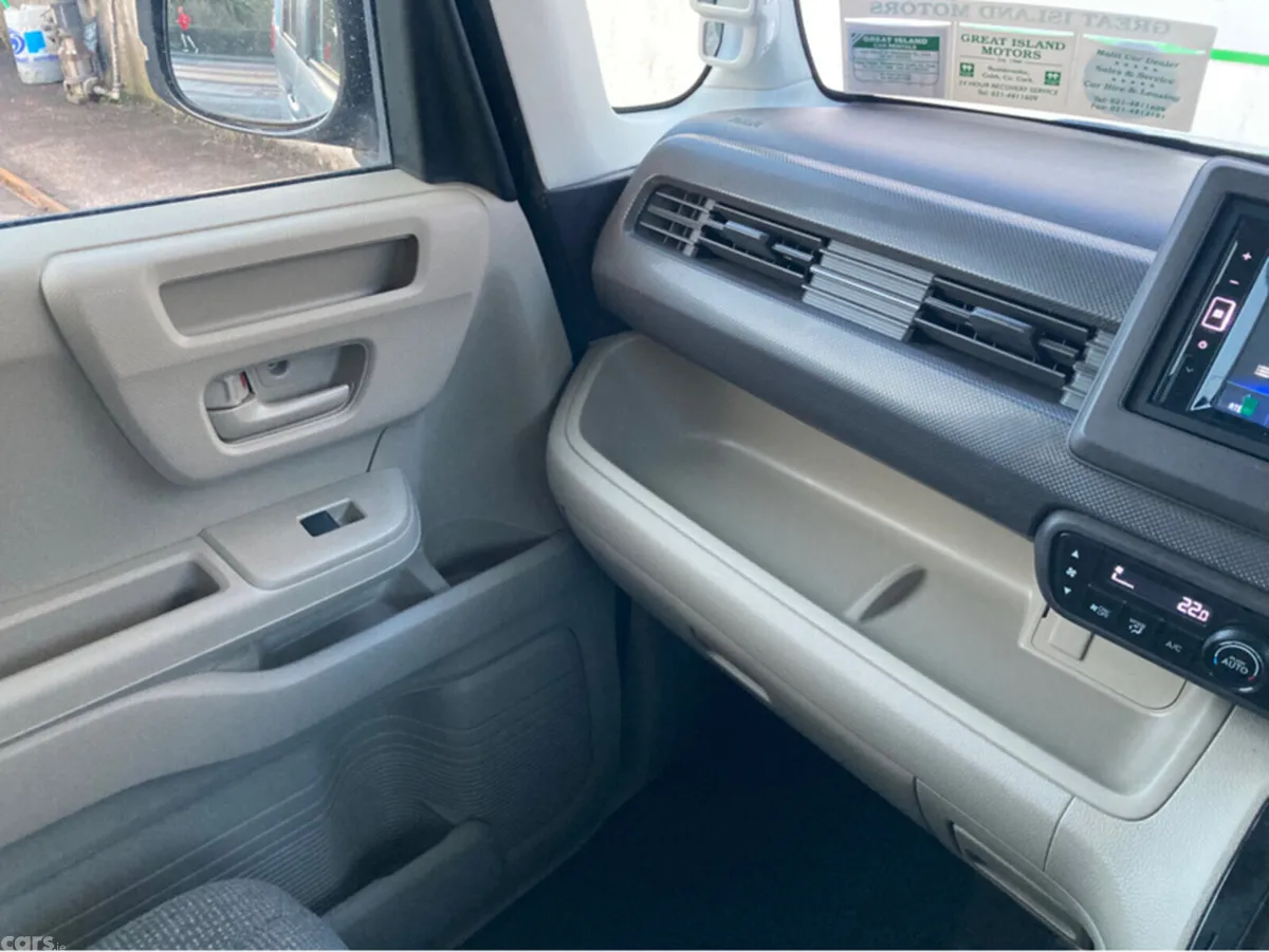 Honda Fit Hatchback, Petrol, 2019, Silver