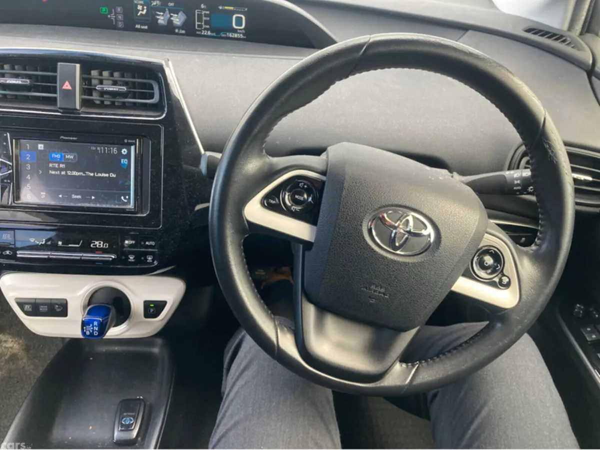 Toyota Prius Hatchback, Petrol Hybrid, 2016, Silver