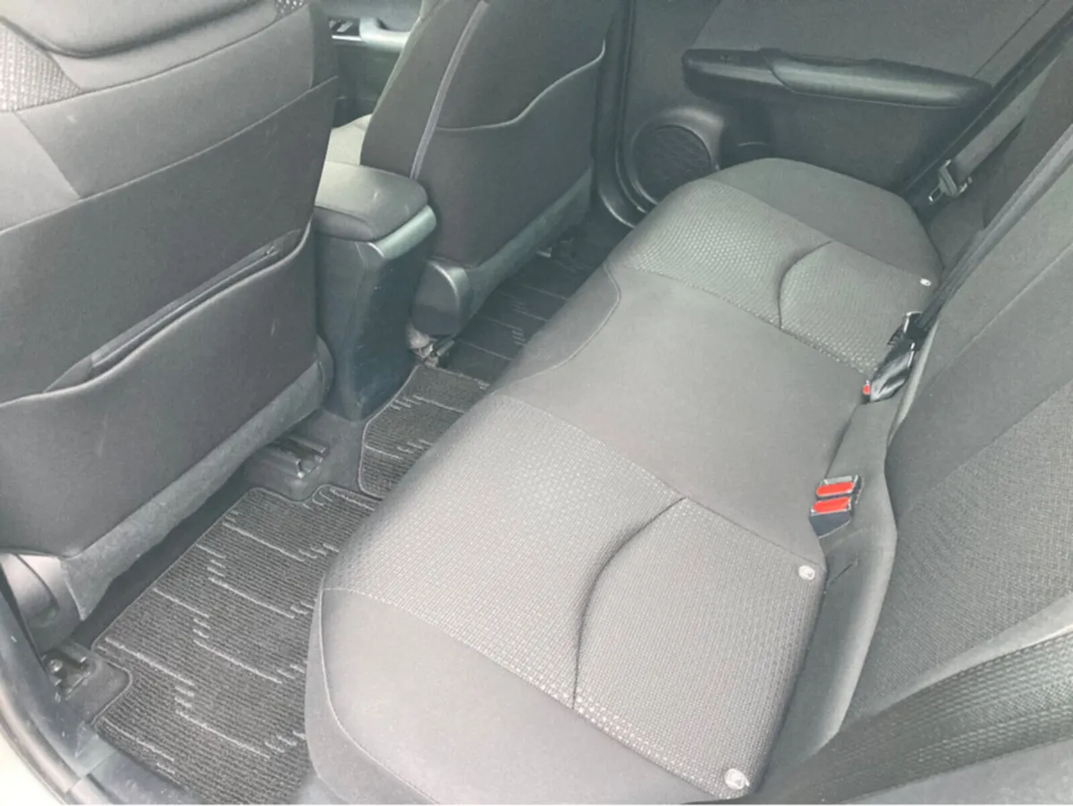 Toyota Prius Hatchback, Petrol Hybrid, 2020, White