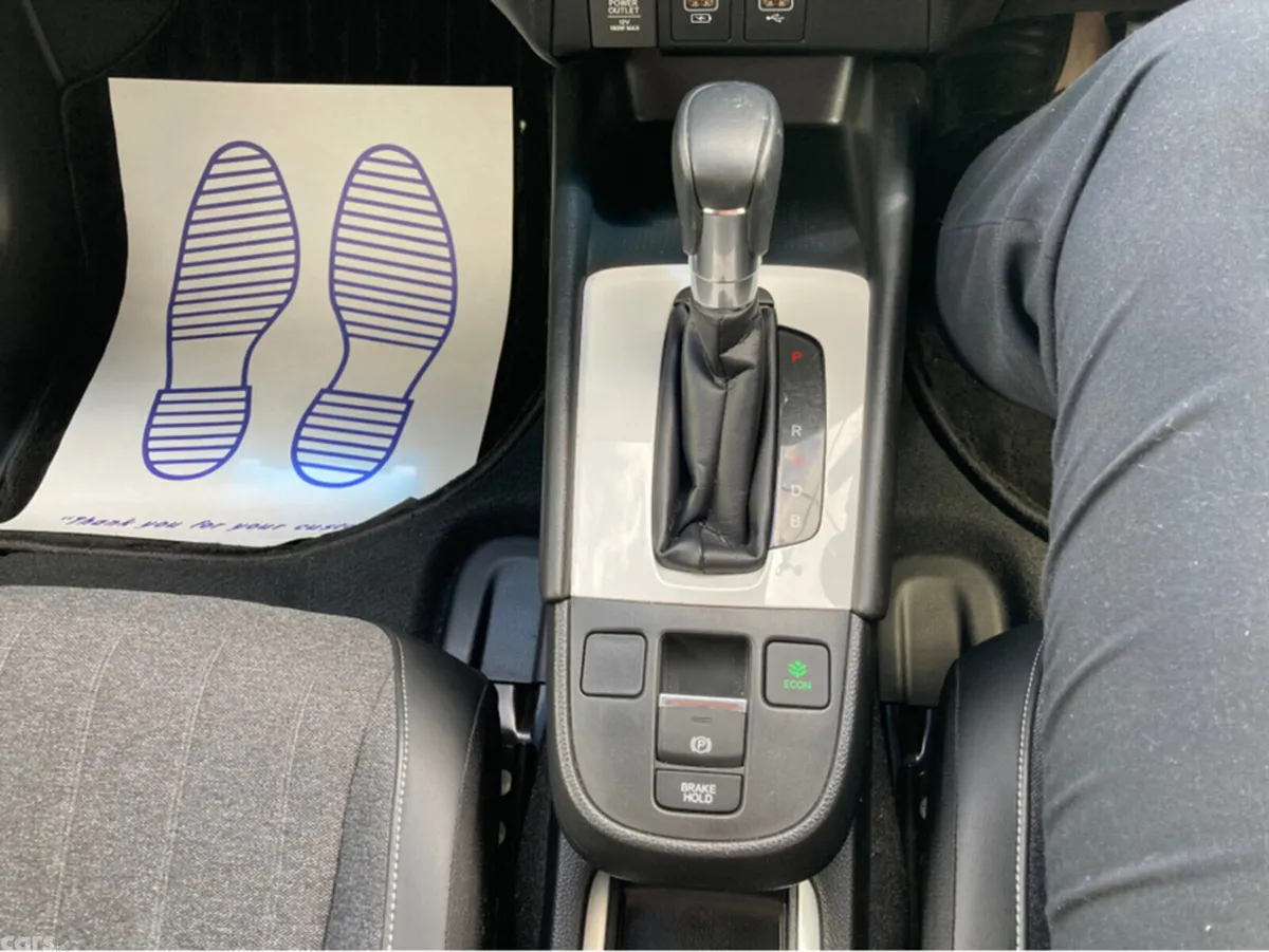 Honda Fit Hatchback, Petrol Hybrid, 2022, Silver