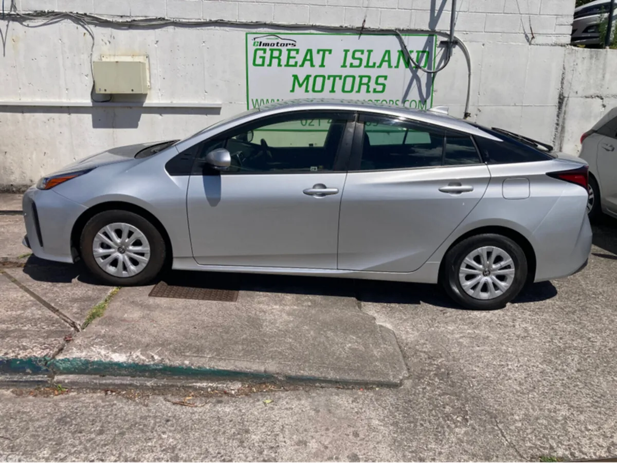 Toyota Prius Hatchback, Petrol Hybrid, 2020, Silver