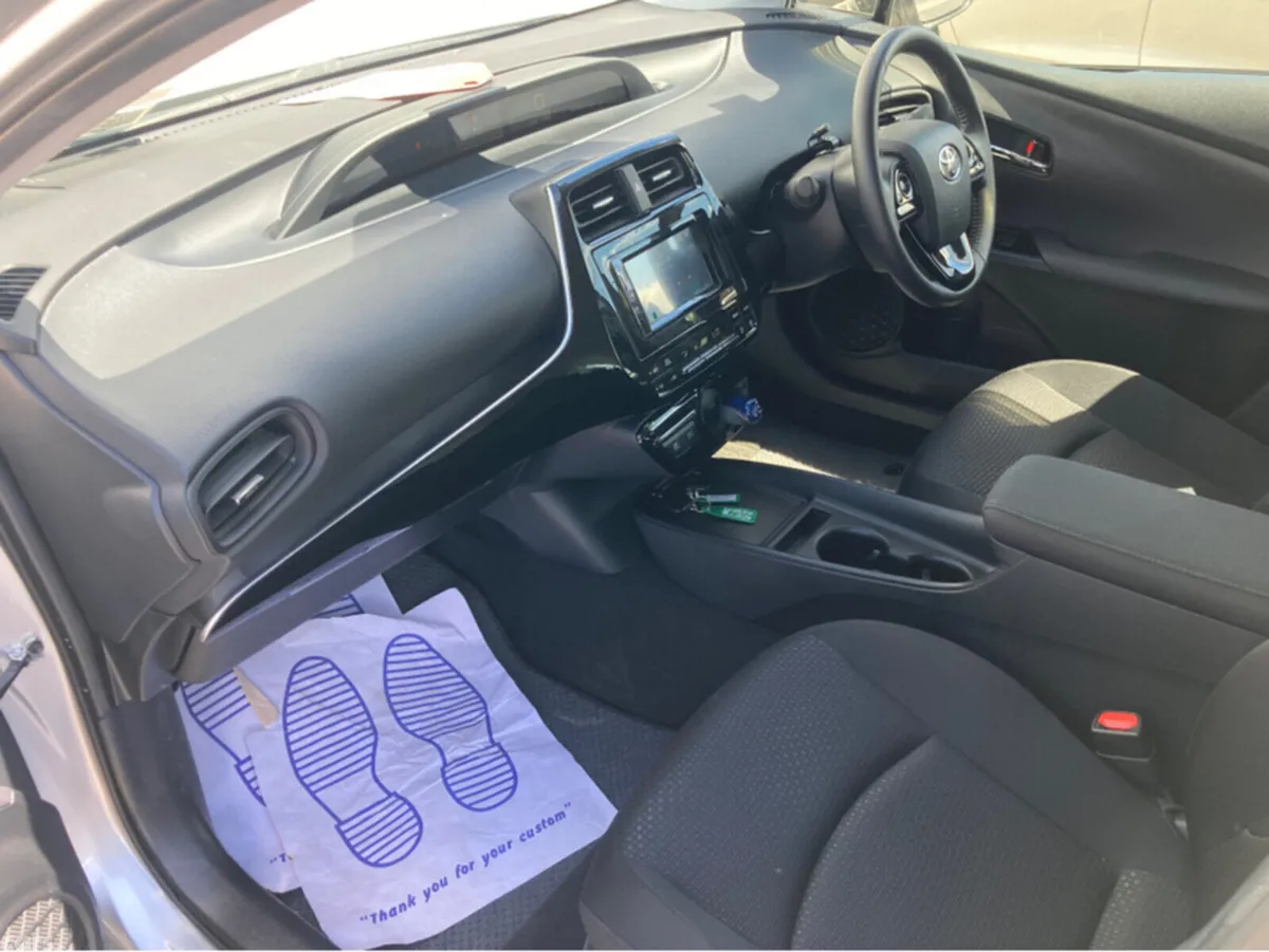 Toyota Prius Hatchback, Petrol Hybrid, 2020, Silver