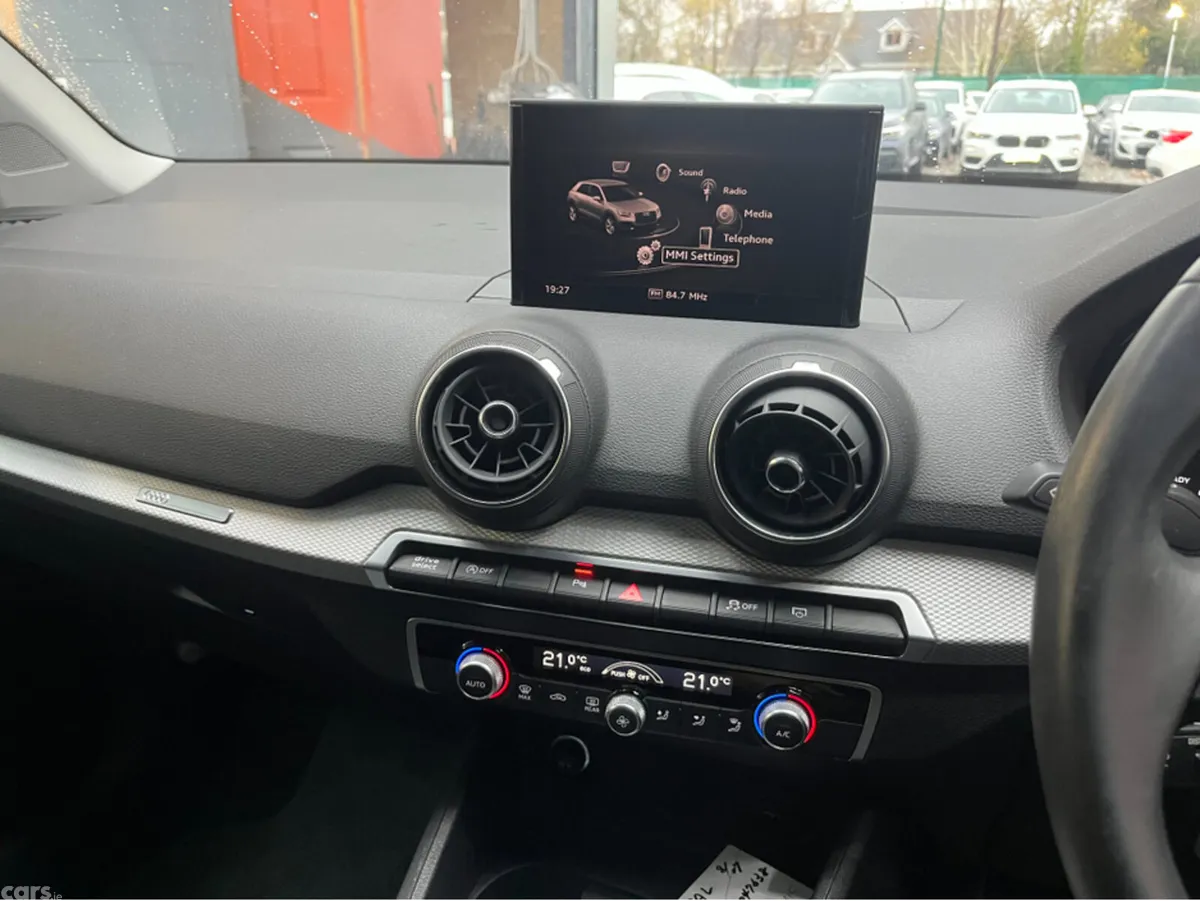 Audi Q2 SUV, Petrol, 2022, White