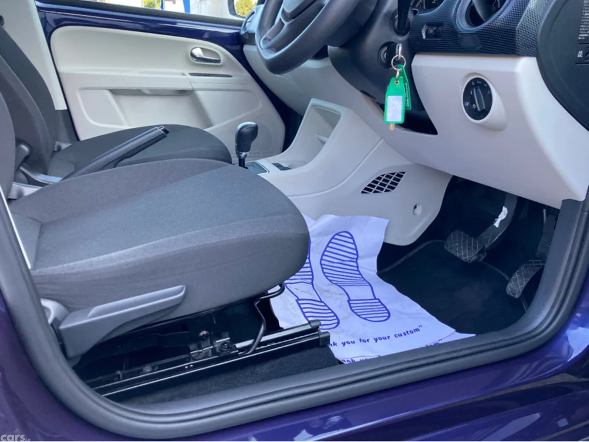Volkswagen up! Hatchback, Petrol, 2017, Blue
