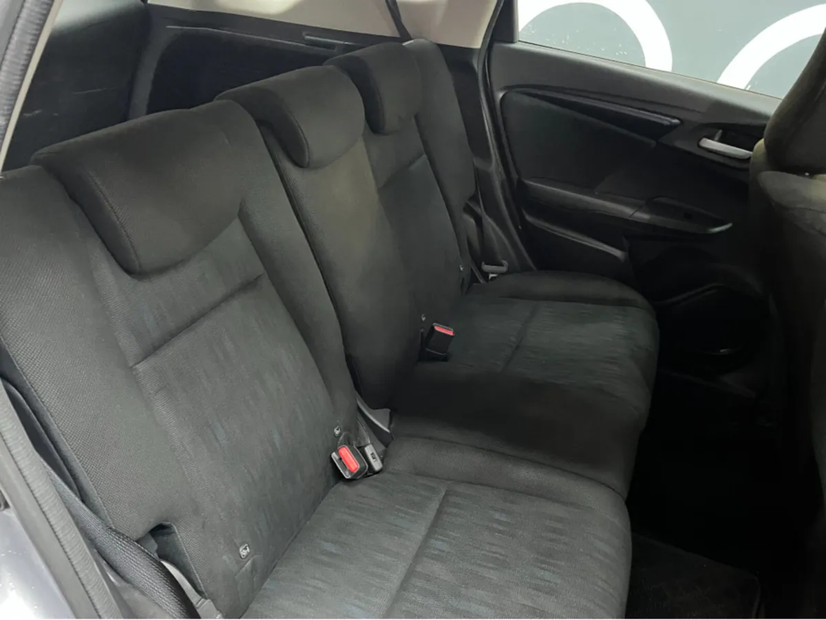 Honda Shuttle SUV, Petrol Hybrid, 2022, Silver