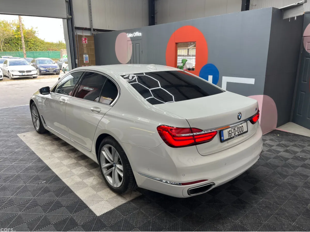 BMW 7-Series Saloon, Petrol Plug-in Hybrid, 2016, White