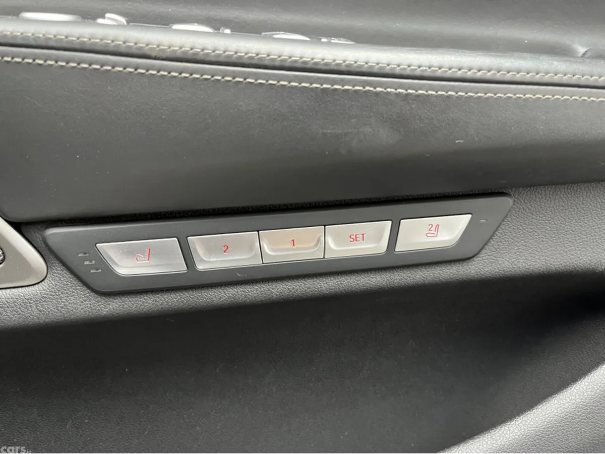 BMW 7-Series Saloon, Petrol Plug-in Hybrid, 2016, White