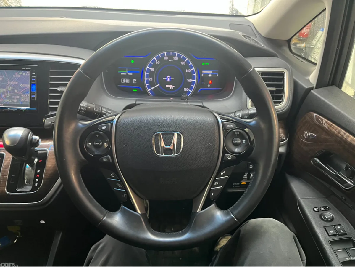 Honda Odyssey SUV, Petrol Hybrid, 2018, White