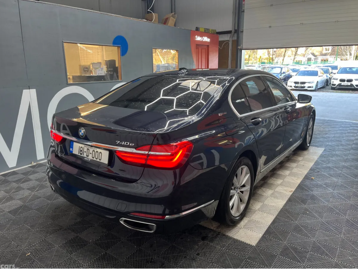 BMW 7-Series Saloon, Petrol Hybrid, 2018, Blue
