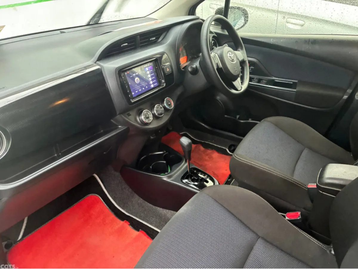 Toyota Vitz Hatchback, Petrol, 2018, Silver