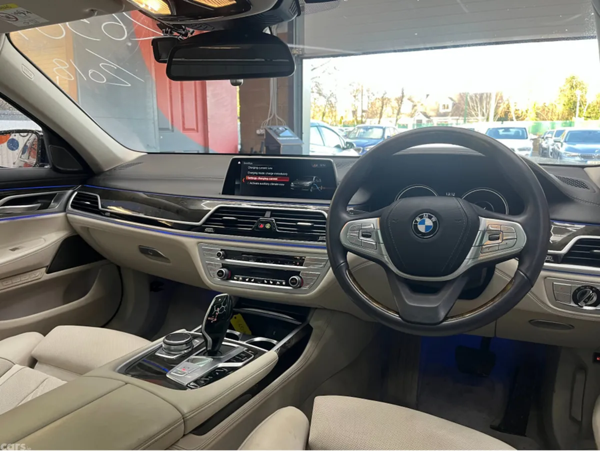 BMW 7-Series Saloon, Petrol Hybrid, 2018, Blue