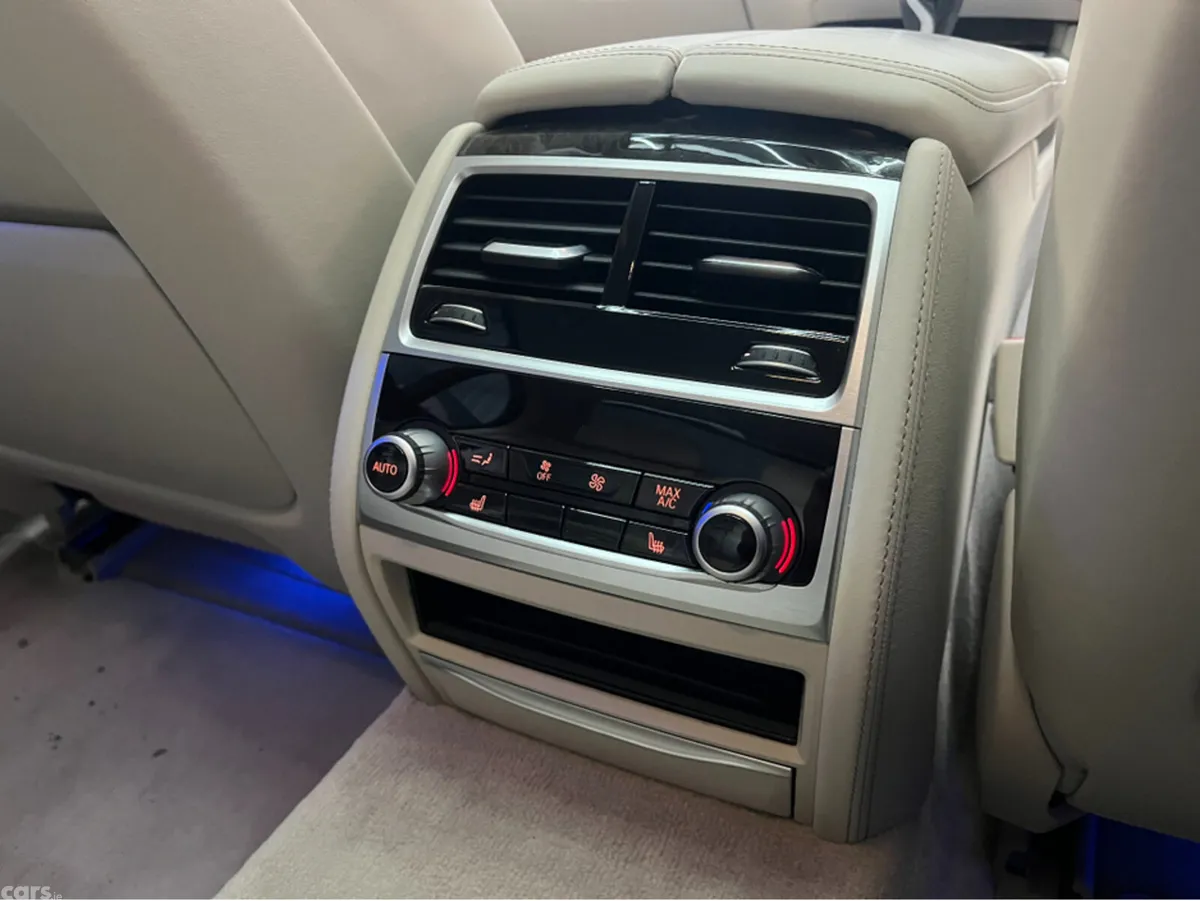 BMW 7-Series Saloon, Petrol Hybrid, 2018, Blue