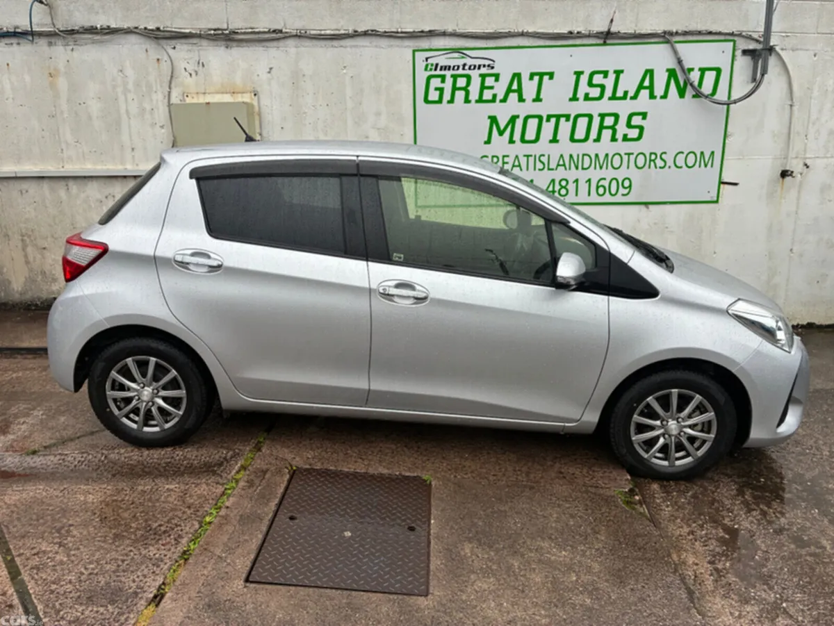 Toyota Vitz Hatchback, Petrol, 2018, Silver