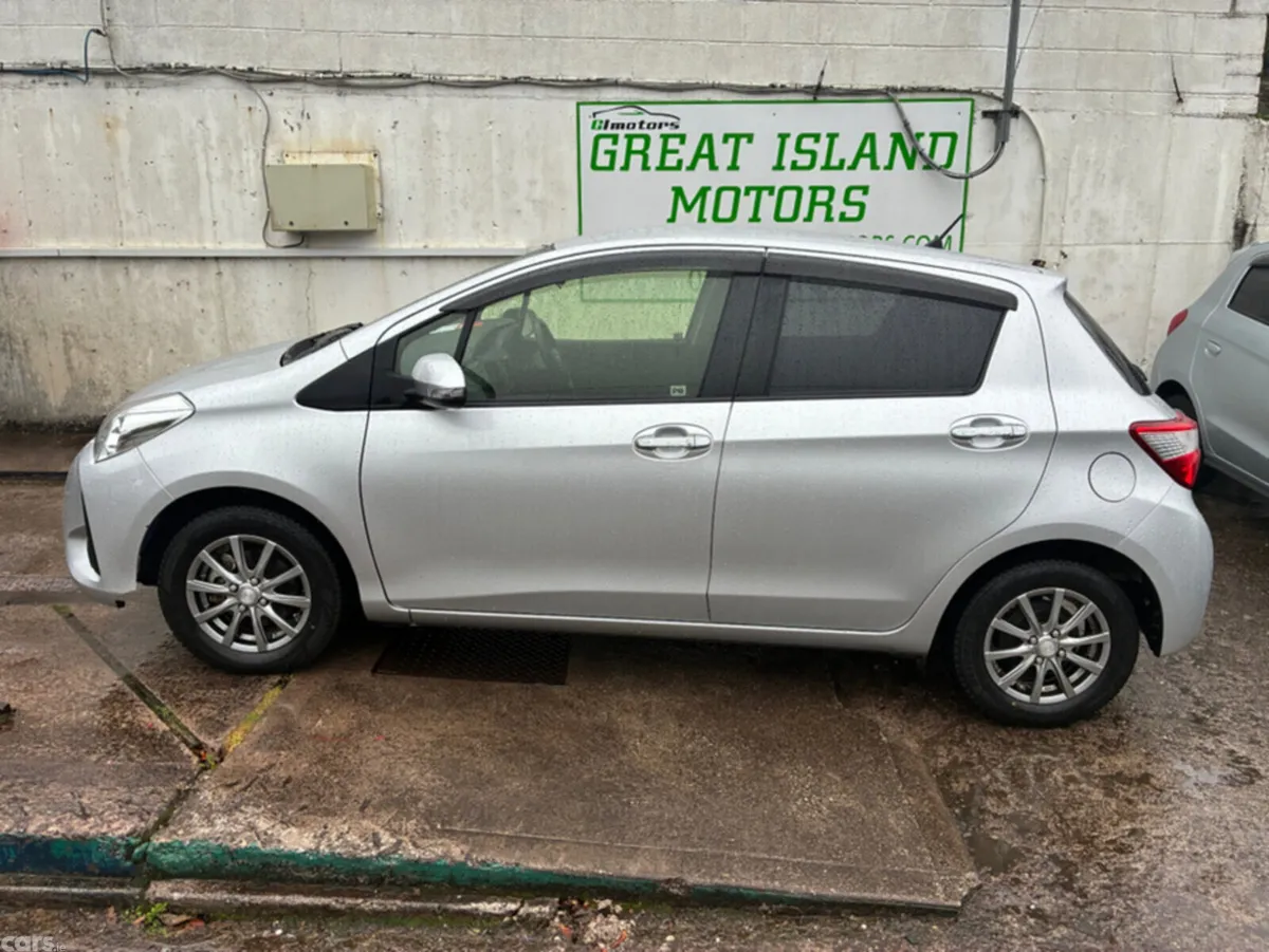 Toyota Vitz Hatchback, Petrol, 2018, Silver