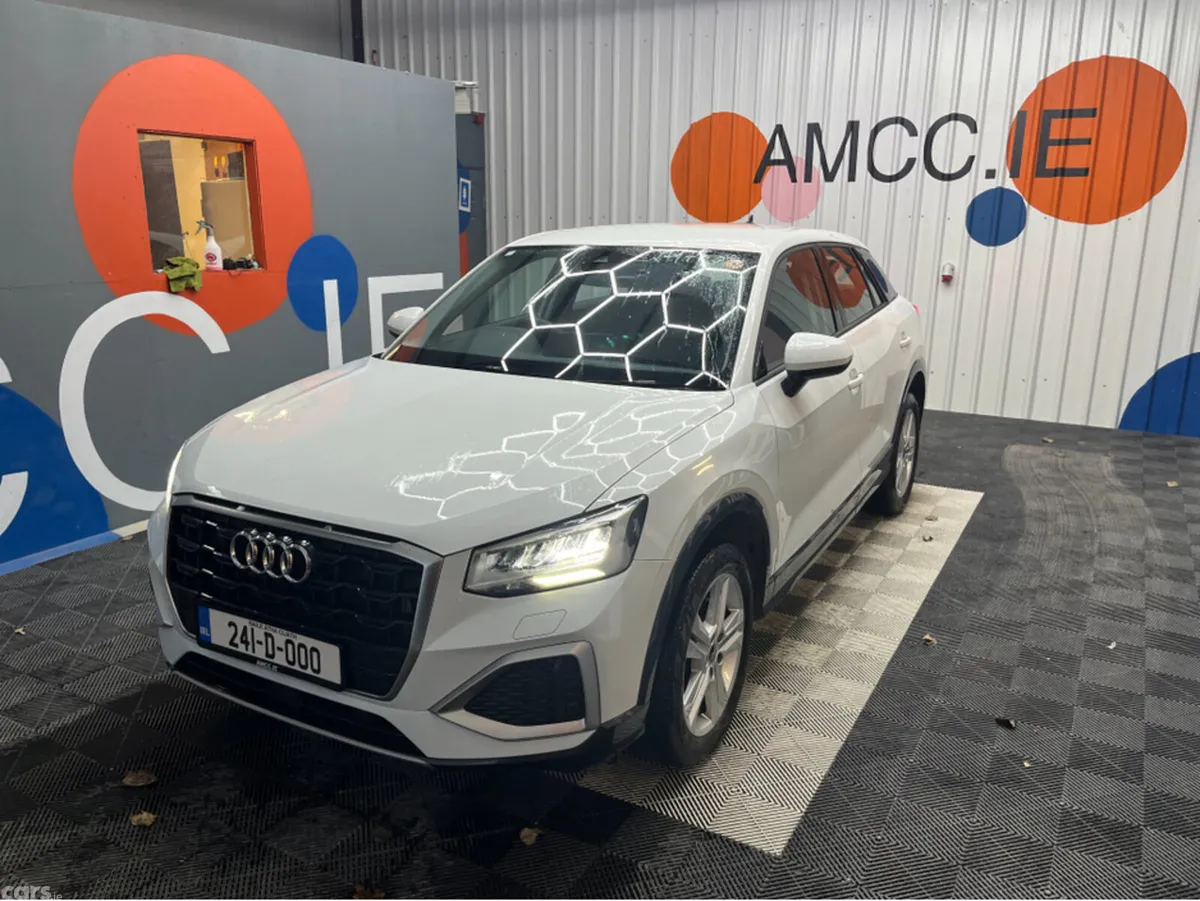 Audi Q2 SUV, Petrol, 2024, White