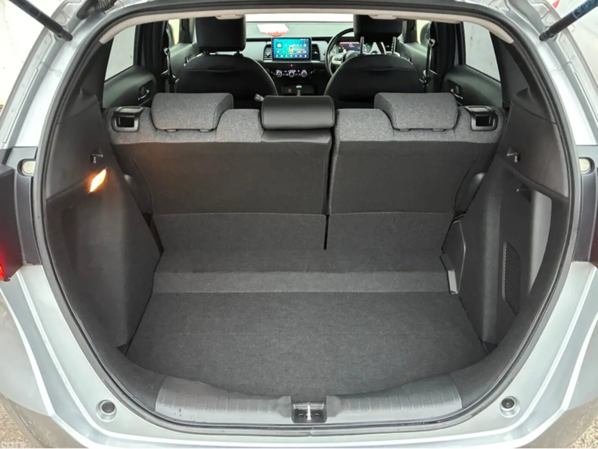 Honda Fit Hatchback, Petrol Hybrid, 2021, Silver
