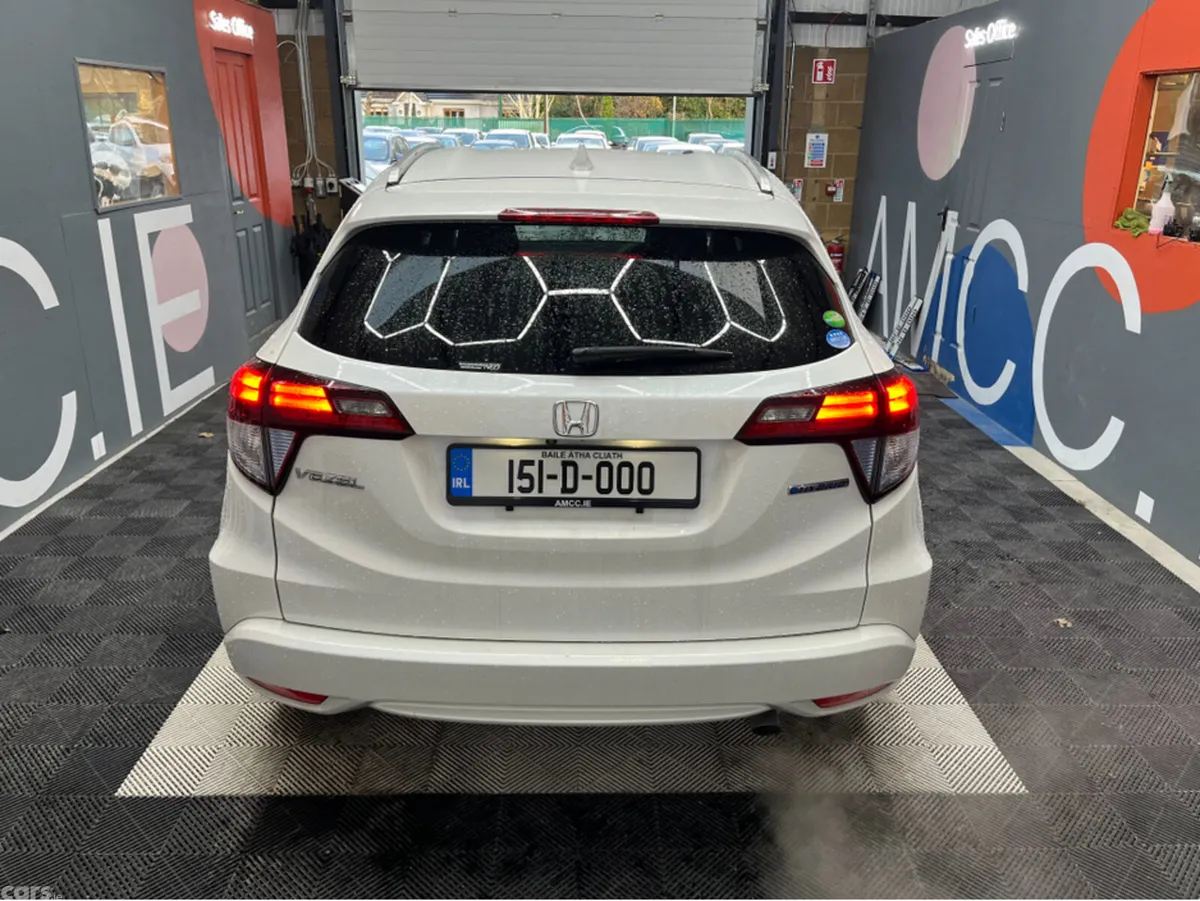 Honda Vezel SUV, Petrol Hybrid, 2015, White