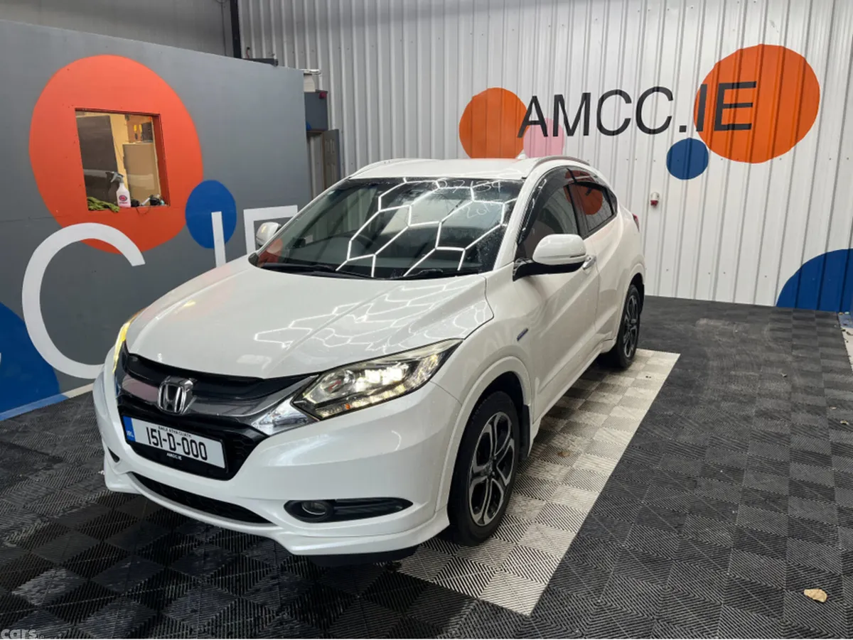 Honda Vezel SUV, Petrol Hybrid, 2015, White