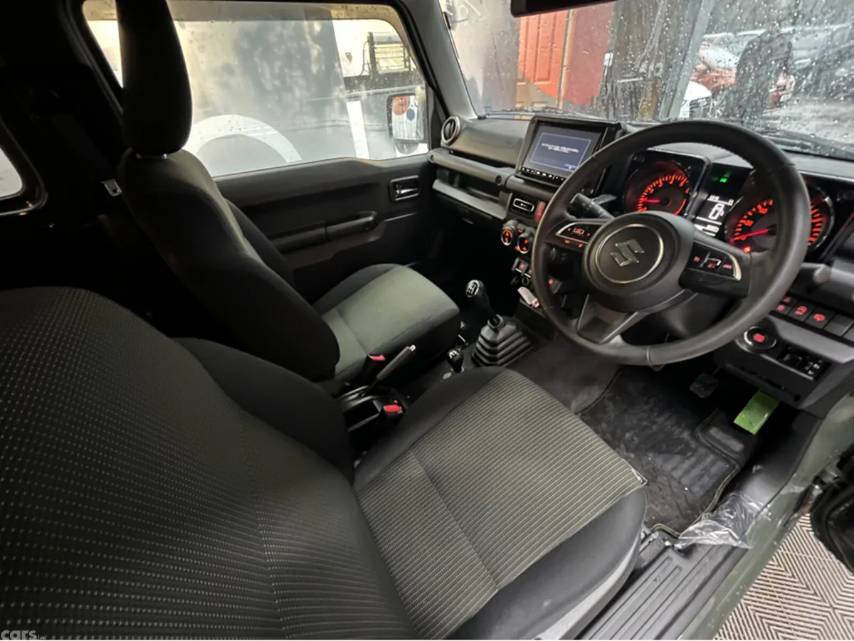 Suzuki Jimny MPV, Petrol, 2023, Green