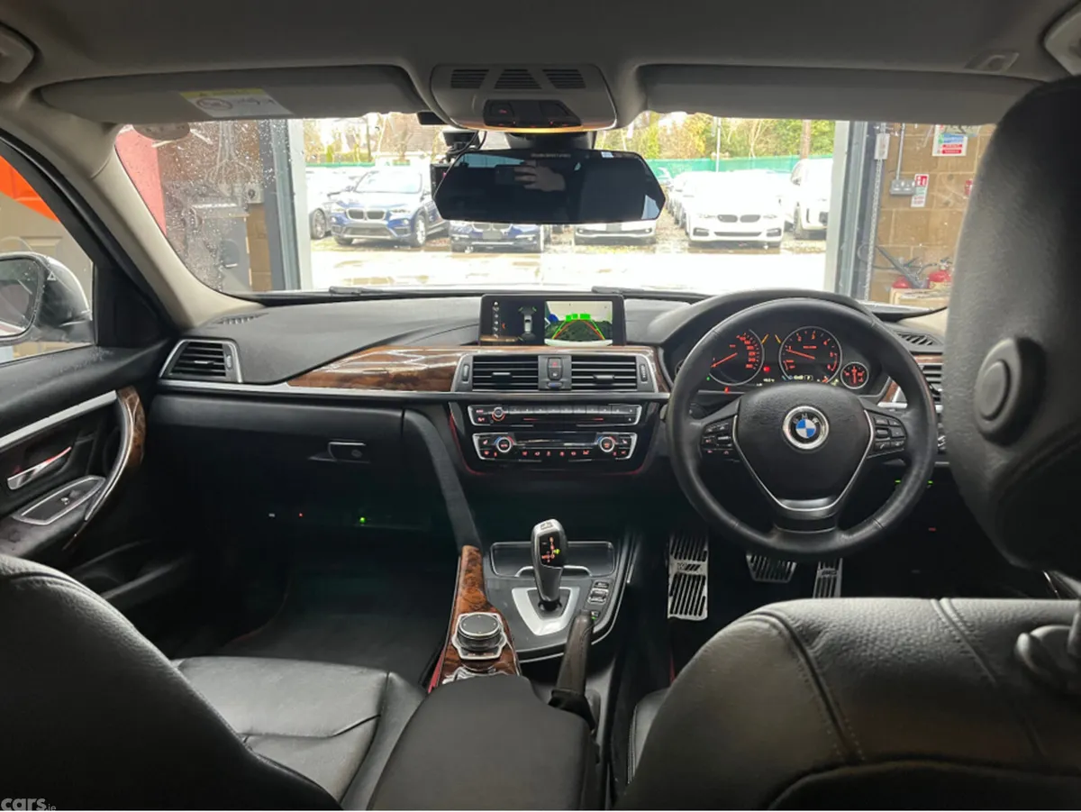 BMW 3-Series Estate, Diesel, 2019, White