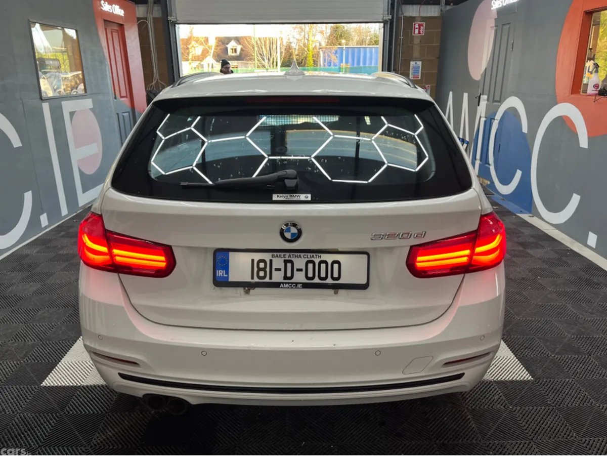BMW 3-Series Estate, Diesel, 2018, White