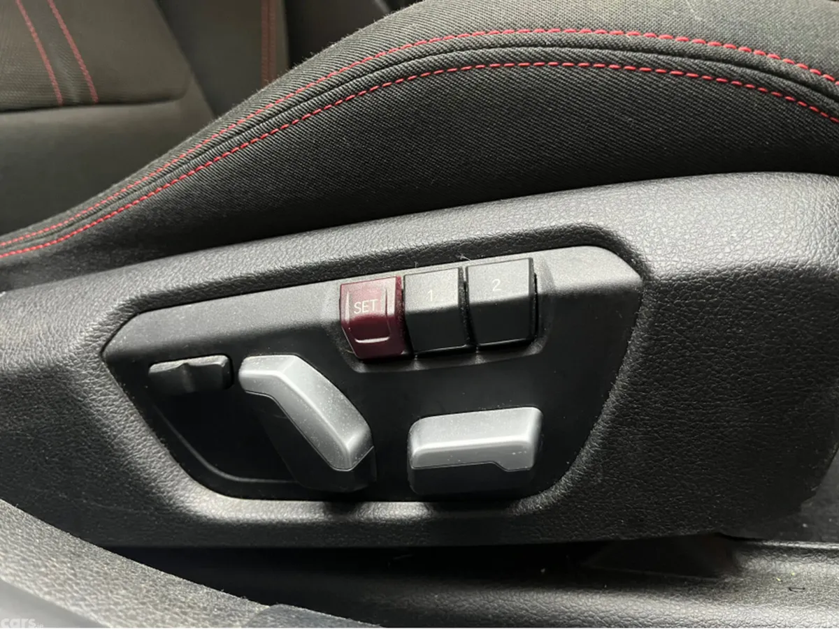 BMW 3-Series Estate, Diesel, 2018, White