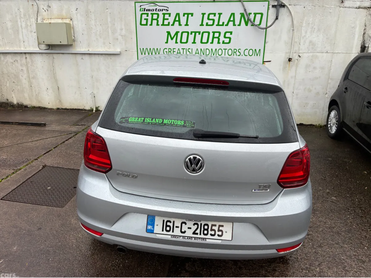 Volkswagen Polo Hatchback, Petrol, 2016, Silver