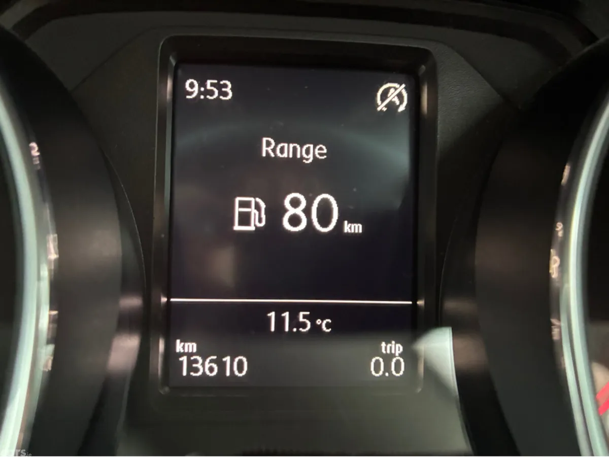 Volkswagen Polo Hatchback, Petrol, 2016, Silver