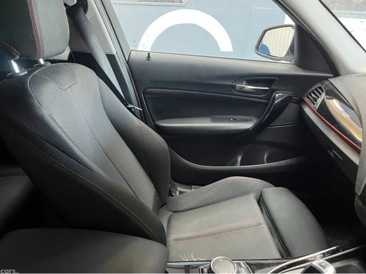 BMW 1-Series Hatchback, Petrol, 2017, White
