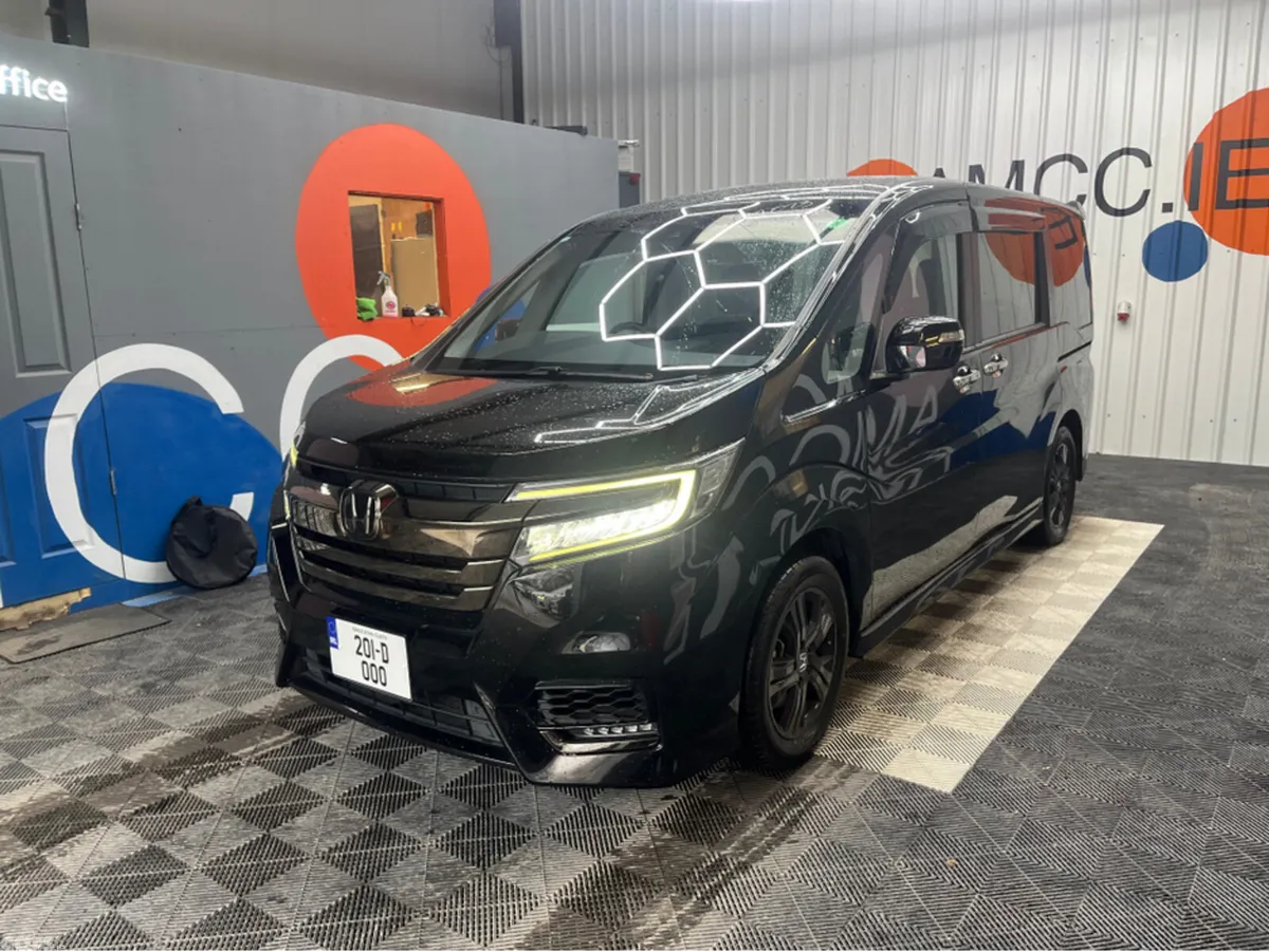 Honda Stepwagon MPV, Petrol Hybrid, 2020, Black