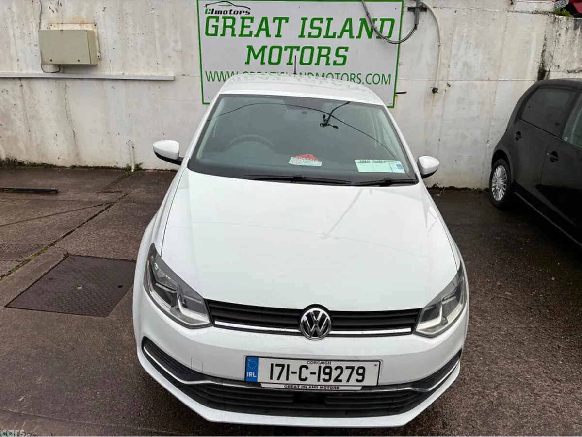 Volkswagen Polo Hatchback, Petrol, 2017, White