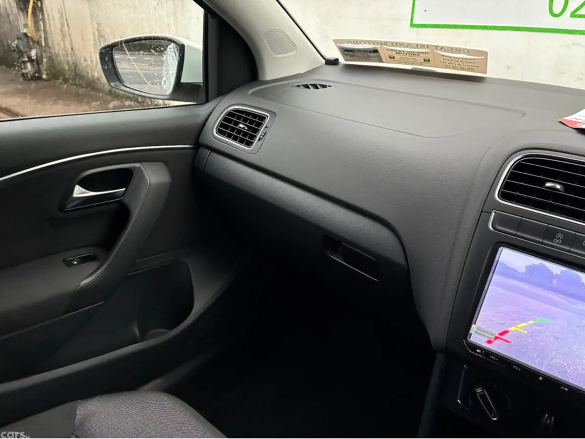 Volkswagen Polo Hatchback, Petrol, 2017, White