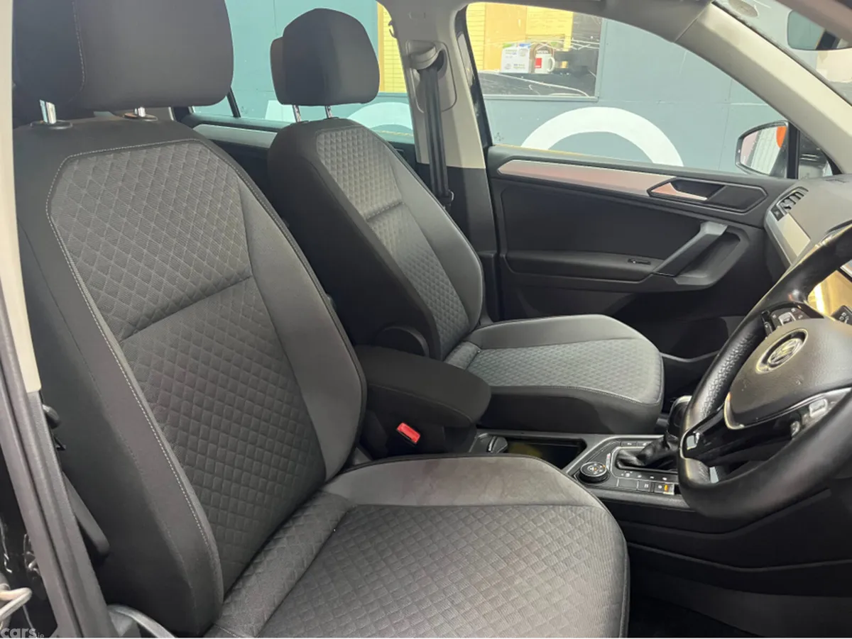 Volkswagen Tiguan SUV, Diesel, 2019, Black